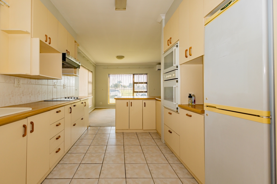 3 Bedroom Property for Sale in Rouxville Western Cape